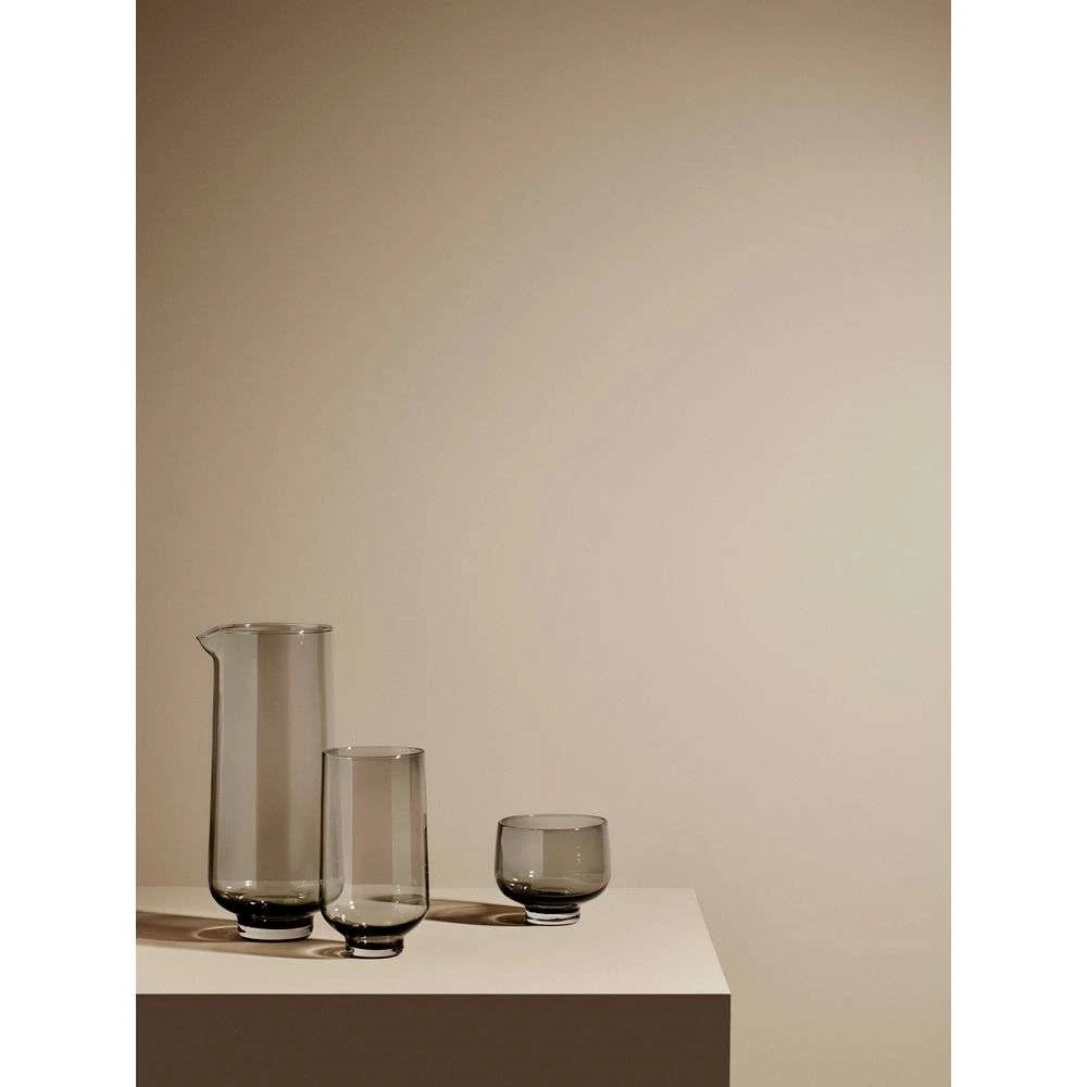 Flow Water Carafe Smoke - Blomus - Koop Online 2 Flow Water Carafe Smoke - Blomus - Koop Online - Afbeelding 2