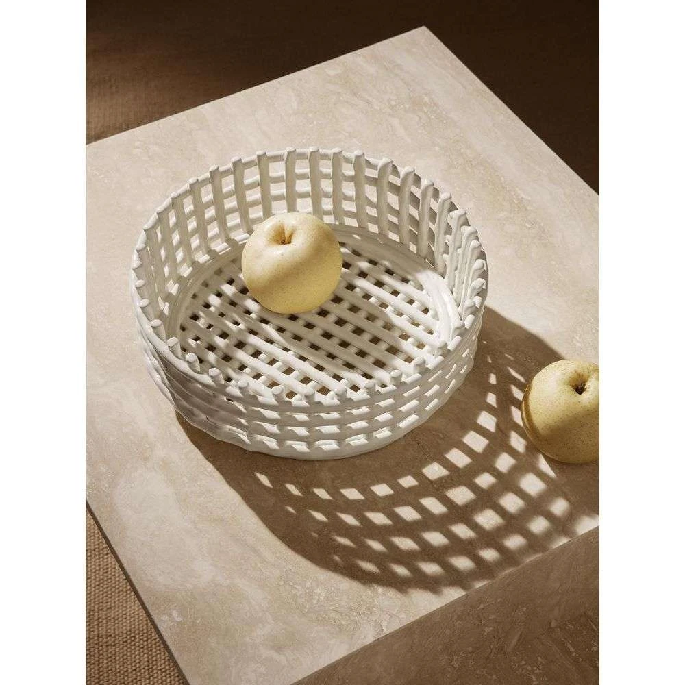 Ceramic Centrepiece Off-White - Ferm LIVING - Koop Online 2 Ceramic Centrepiece Off-White - Ferm LIVING - Koop Online - Afbeelding 2