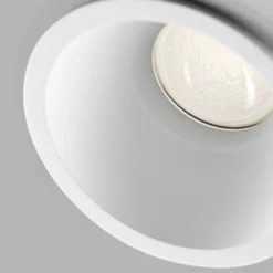 Curve II Round Plafondlamp Ø90 2700/3000K White - Light-Point - Koop Online -lampenmaster winkel 5711389709402curve ii oe90 white4