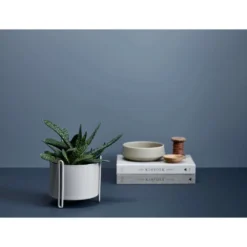Pidestall Planter Small Grey - Woud - Koop Online -lampenmaster winkel 5712800004861piedestal small grey5